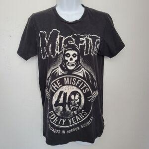 Misfits Black Short Sleeve T-shirt Graphic Band Tee Scary Horror 40 Years Small